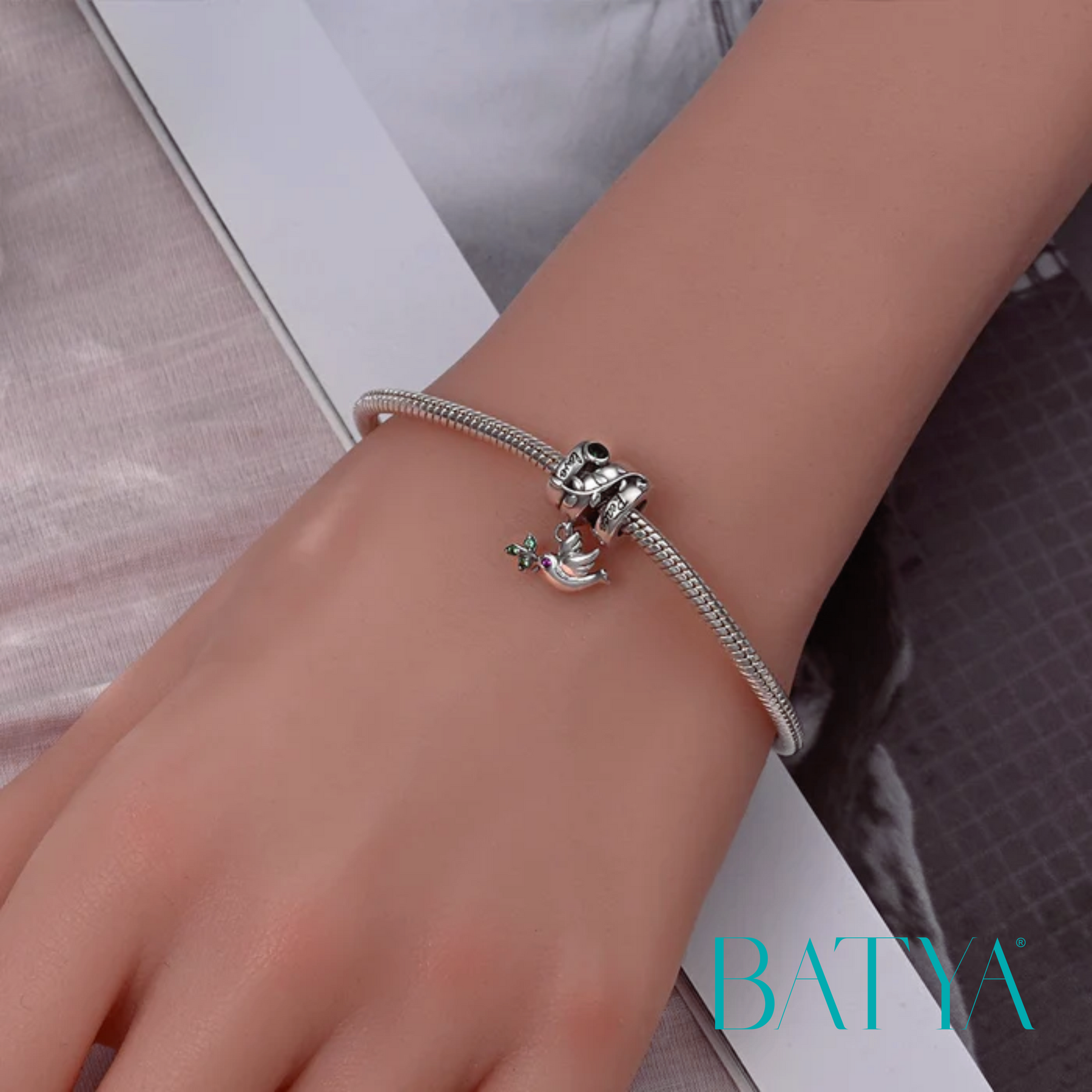 Pingente Amor & Paz - Cristal Turquesa