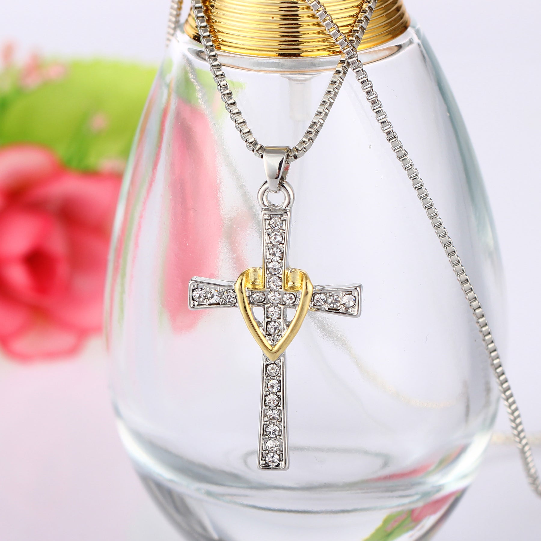 Real gold two-tone cross crystal pendant necklace Men's and women's prayer jewelry Fashion boutique accessories